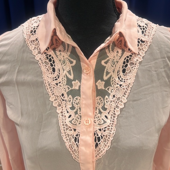 Candies Button Front Top Size XS - Picture 3 of 6